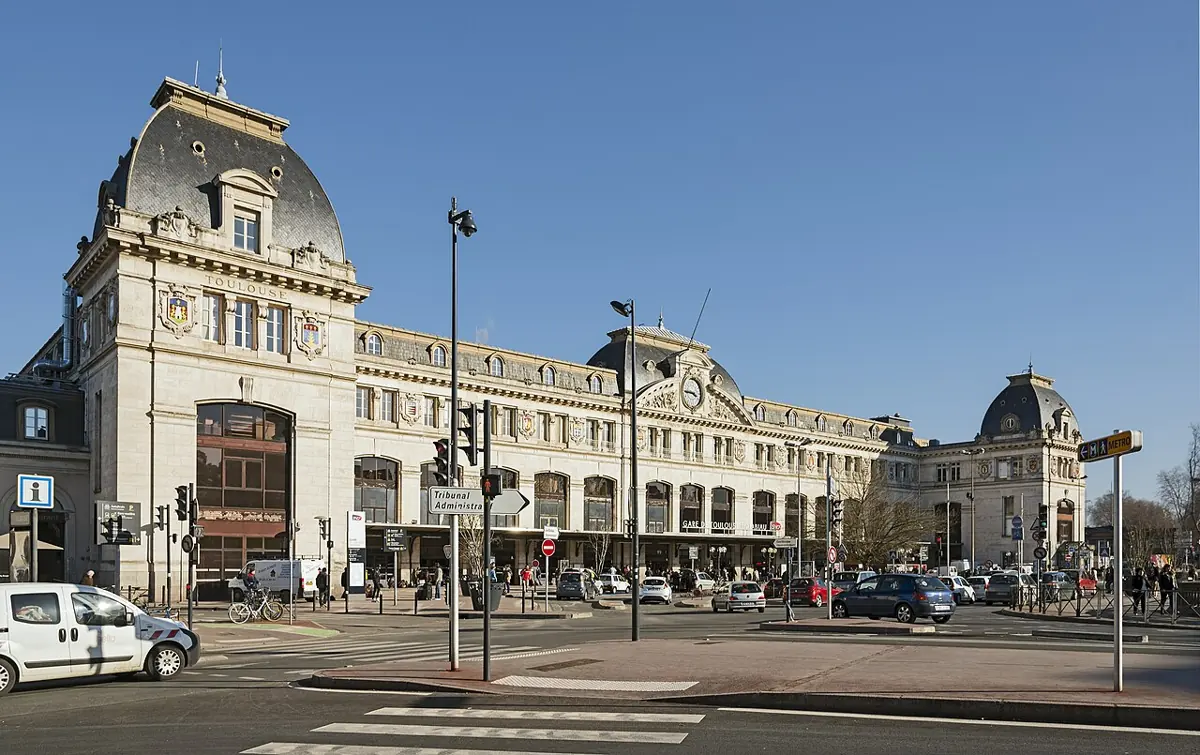 Fassade des Bahnhofs Toulouse-Matabiau