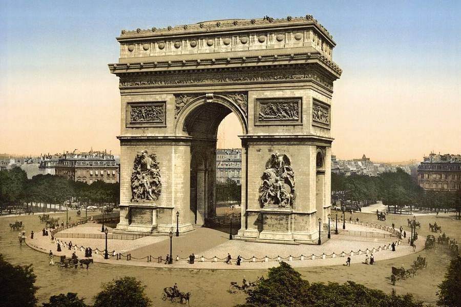 Arc de Triomphe